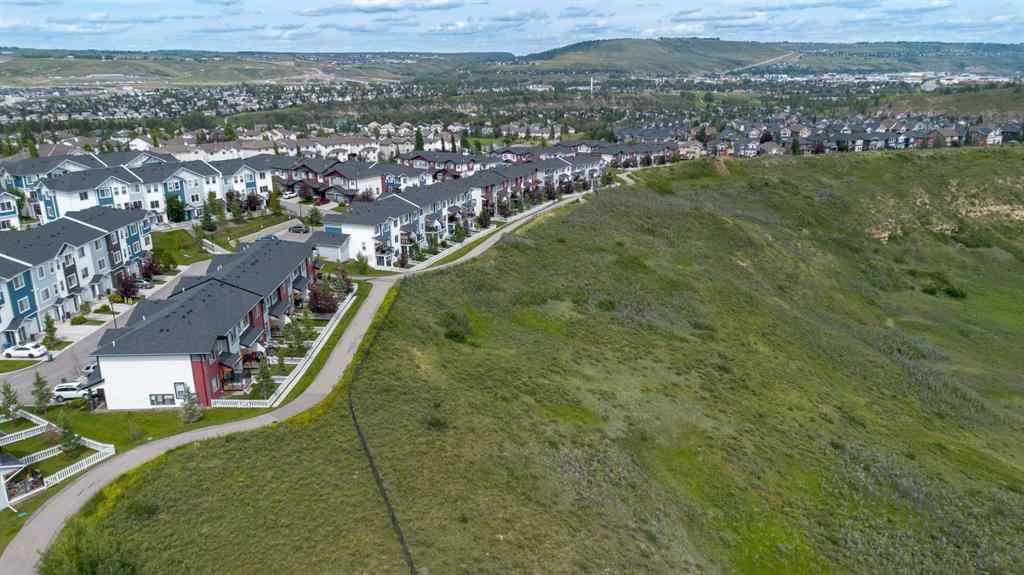 MLS® A2240077 - 1703 Jumping Pound Common  in Jumping Pound Ridge Cochrane, Residential