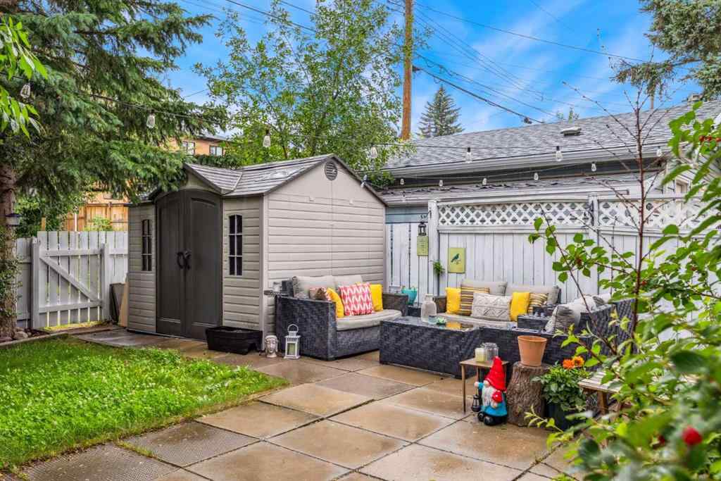 MLS® A2240078 - 3815/3817 43 Street SW in Glenbrook Calgary, Residential