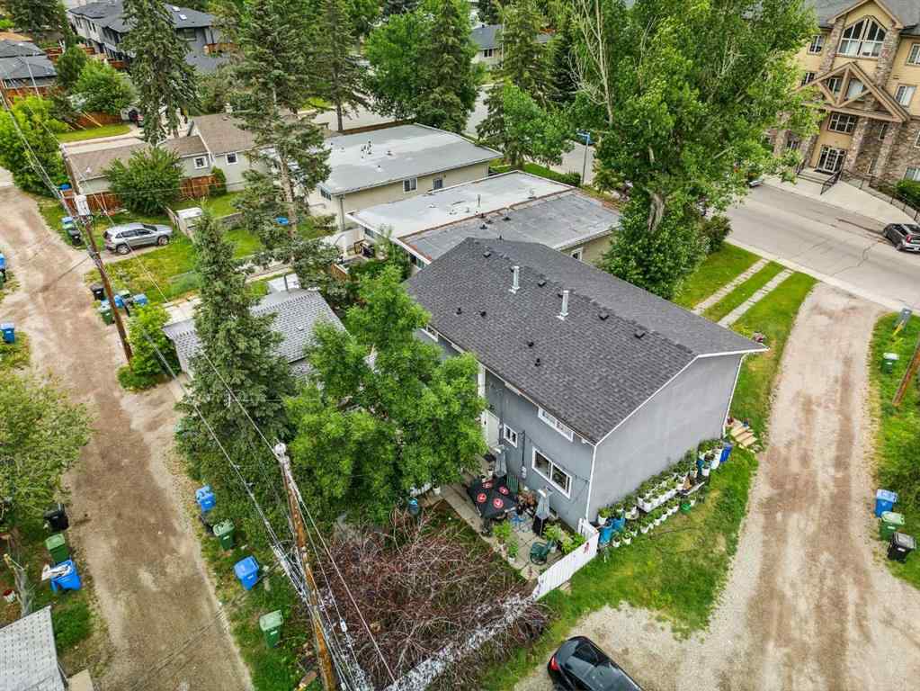 MLS® A2240078 - 3815/3817 43 Street SW in Glenbrook Calgary, Residential