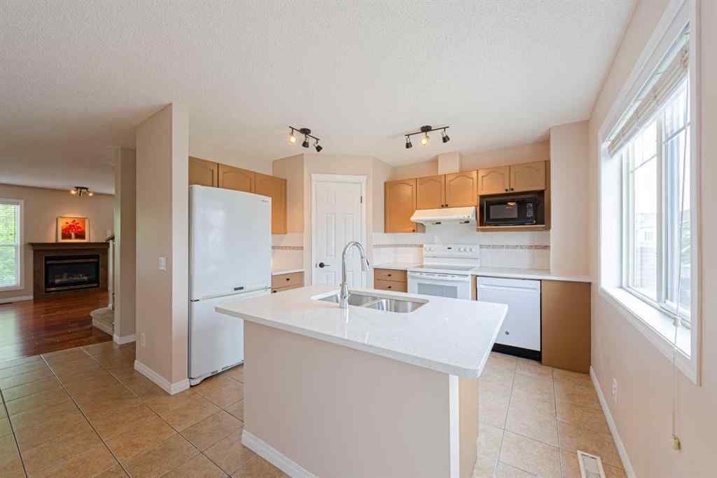 MLS® A2240089 - 184 Hidden Creek Gardens NW in Hidden Valley Calgary, Residential