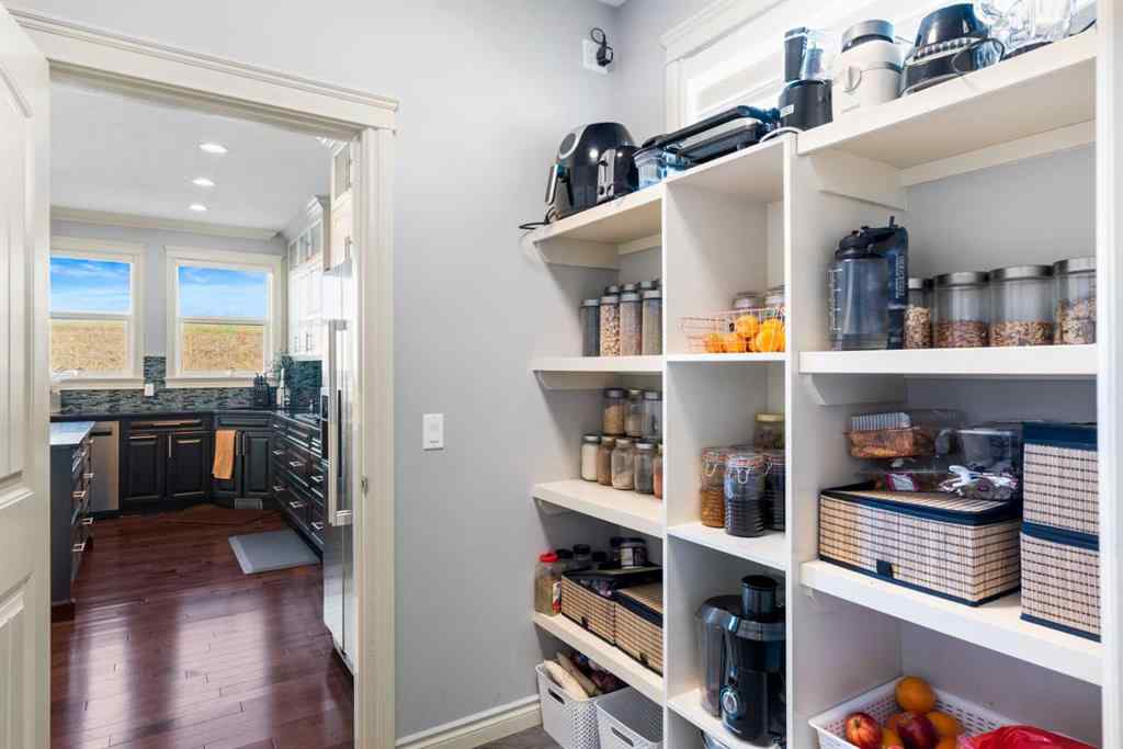 MLS® A2240092 - 409 Kinniburgh Boulevard  in Kinniburgh North Chestermere, Residential