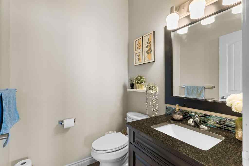 MLS® A2240092 - 409 Kinniburgh Boulevard  in Kinniburgh North Chestermere, Residential