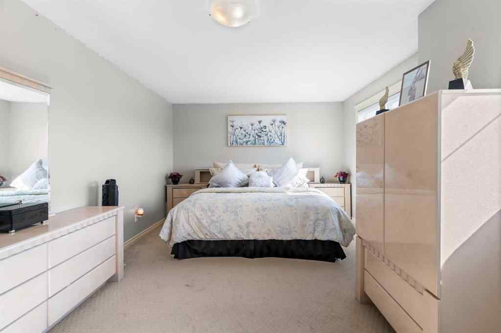 MLS® A2240092 - 409 Kinniburgh Boulevard  in Kinniburgh North Chestermere, Residential