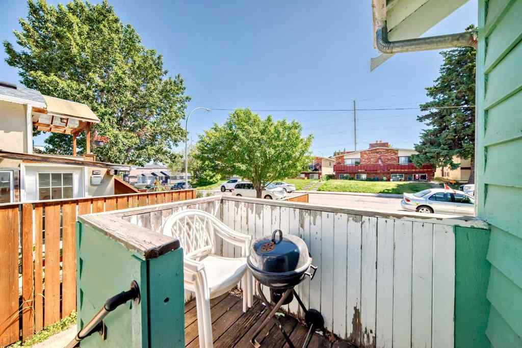 MLS® A2240095 - 340 33 Avenue NE in Highland Park Calgary, Residential