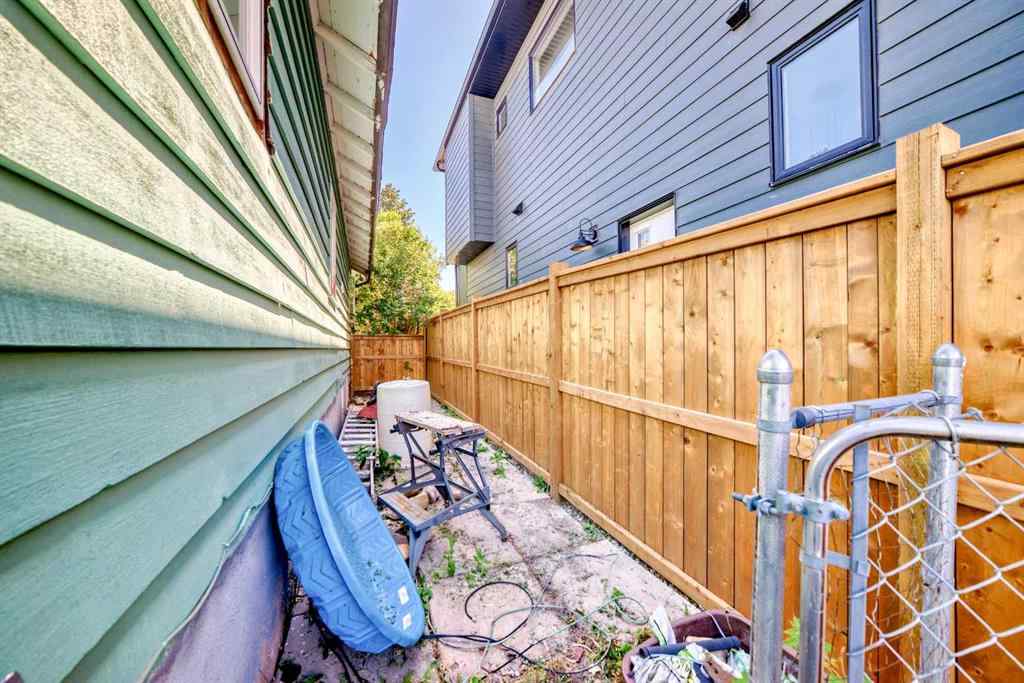 MLS® A2240095 - 340 33 Avenue NE in Highland Park Calgary, Residential