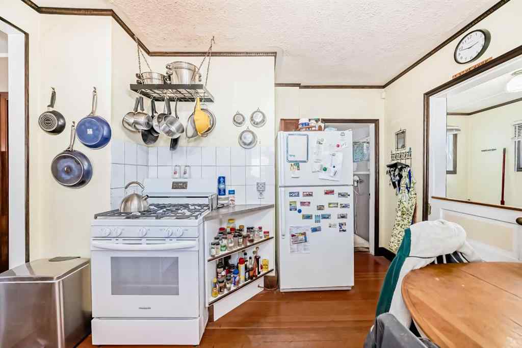 MLS® A2240095 - 340 33 Avenue NE in Highland Park Calgary, Residential