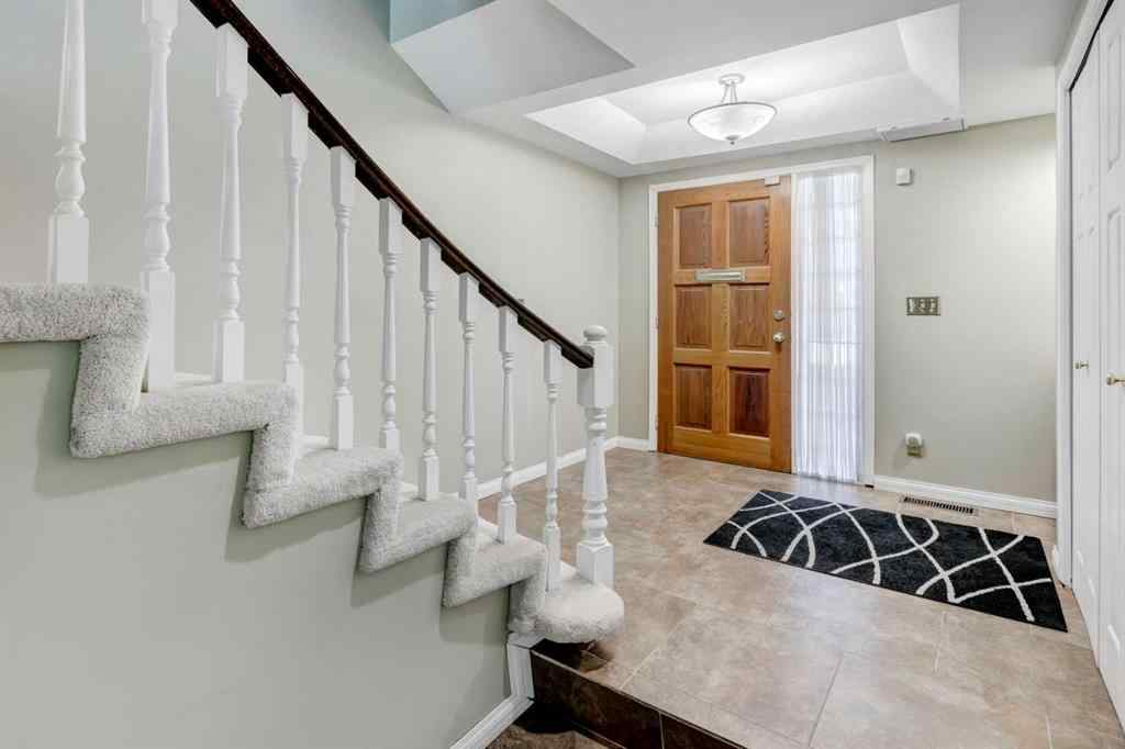 MLS® A2240141 - Unit #212 4037 42 Street NW in Varsity Calgary, Residential