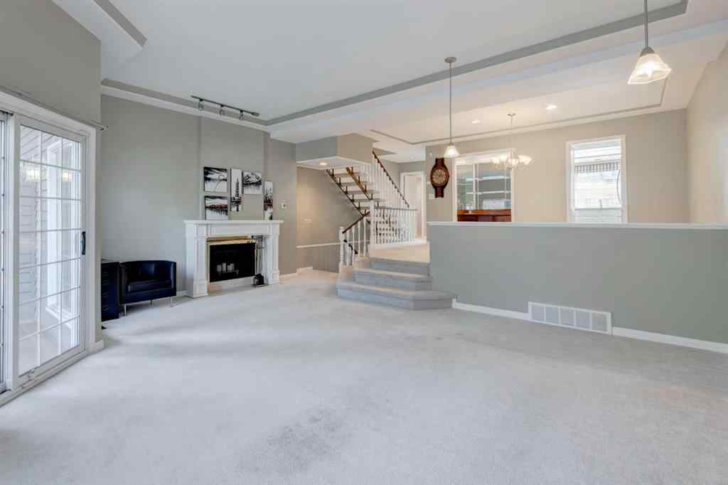 MLS® A2240141 - Unit #212 4037 42 Street NW in Varsity Calgary, Residential