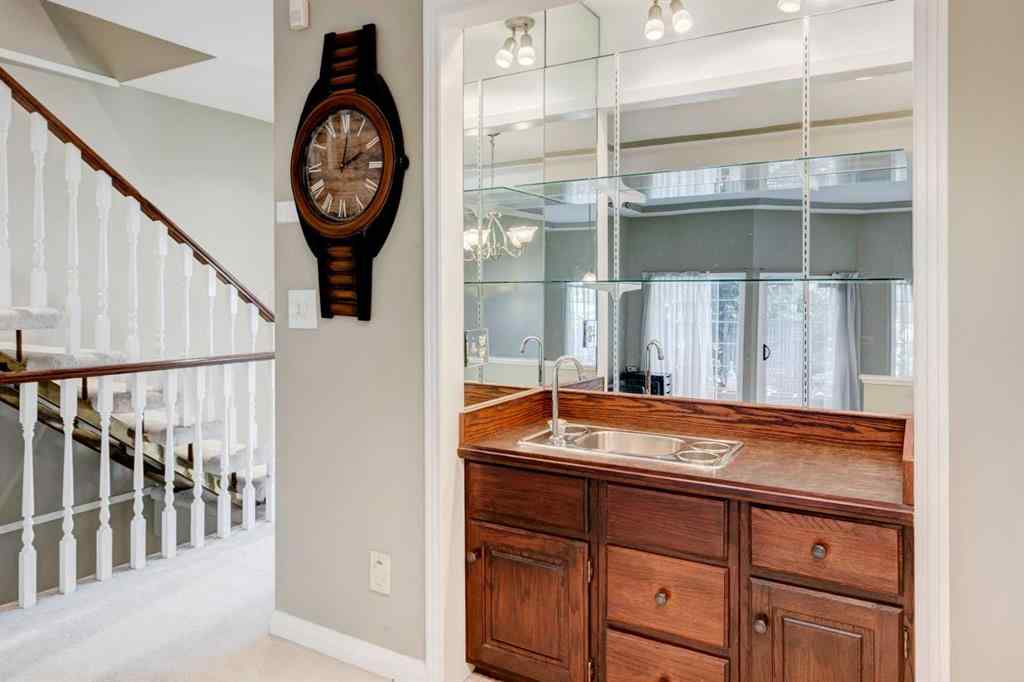 MLS® A2240141 - Unit #212 4037 42 Street NW in Varsity Calgary, Residential