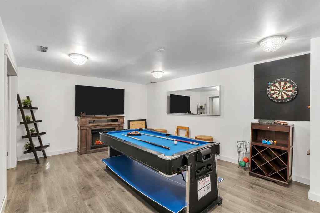 MLS® A2240151 - 700 West Chestermere Drive  in The Beaches Chestermere, Residential
