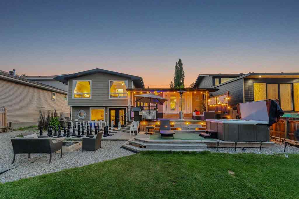 MLS® A2240151 - 700 West Chestermere Drive  in The Beaches Chestermere, Residential