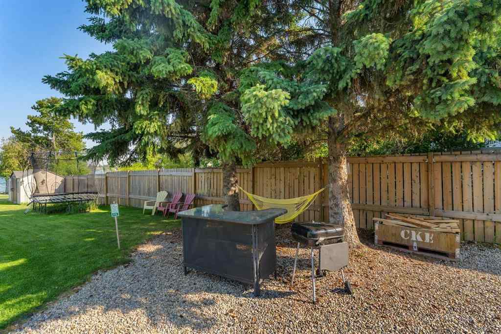 MLS® A2240151 - 700 West Chestermere Drive  in The Beaches Chestermere, Residential