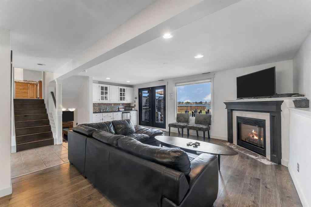 MLS® A2240151 - 700 West Chestermere Drive  in The Beaches Chestermere, Residential