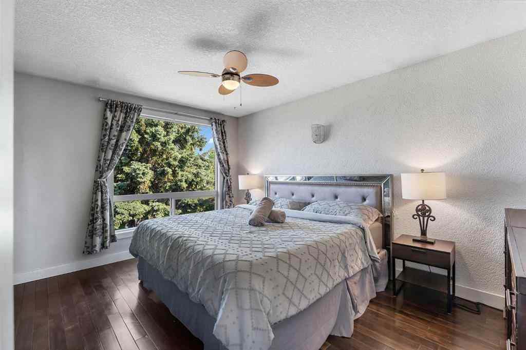 MLS® A2240151 - 700 West Chestermere Drive  in The Beaches Chestermere, Residential