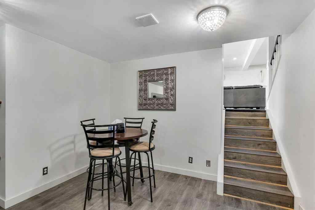 MLS® A2240151 - 700 West Chestermere Drive  in The Beaches Chestermere, Residential
