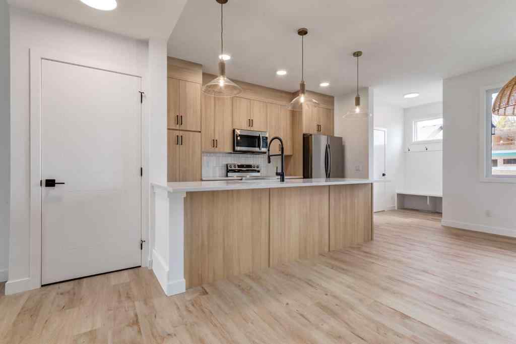 MLS® A2240171 - 221 Cobblestone Gate  in Cobblestone Creek Airdrie, Residential