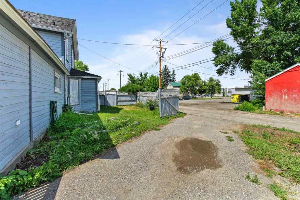 MLS® A2240177 - 113 48 Avenue W in NONE Claresholm, Residential