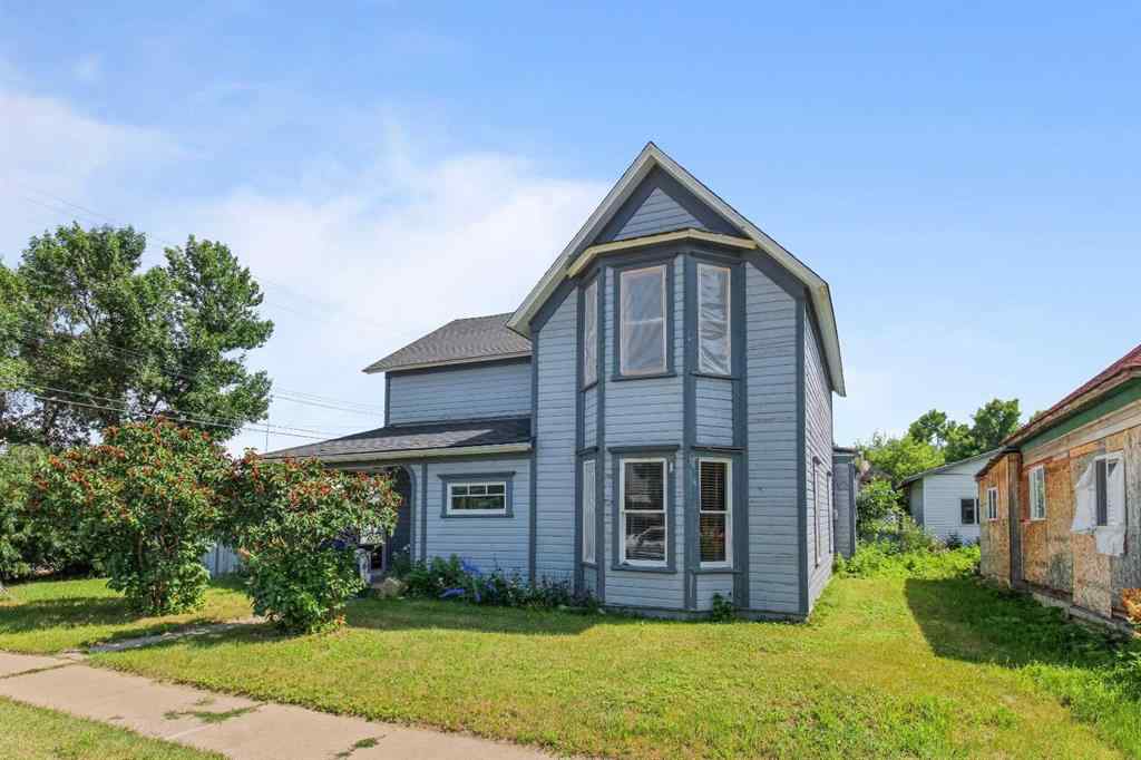 MLS® A2240177 - 113 48 Avenue W in NONE Claresholm, Residential