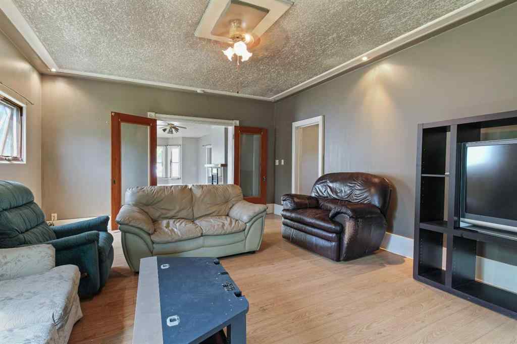 MLS® A2240177 - 113 48 Avenue W in NONE Claresholm, Residential