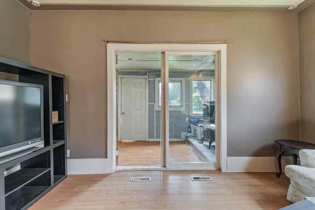 MLS® A2240177 - 113 48 Avenue W in NONE Claresholm, Residential