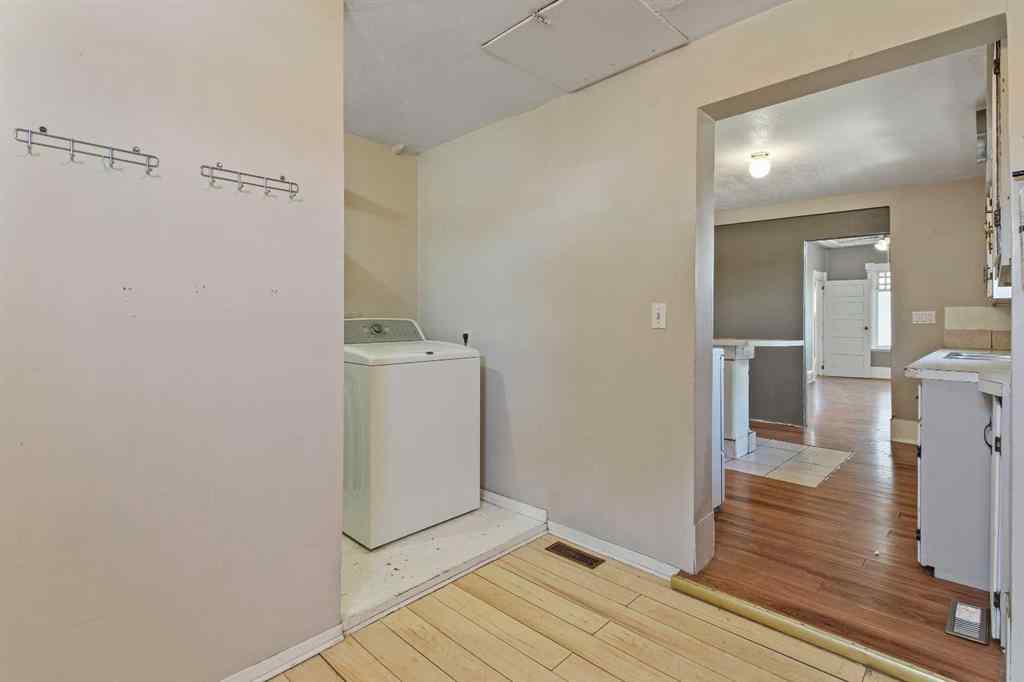 MLS® A2240177 - 113 48 Avenue W in NONE Claresholm, Residential
