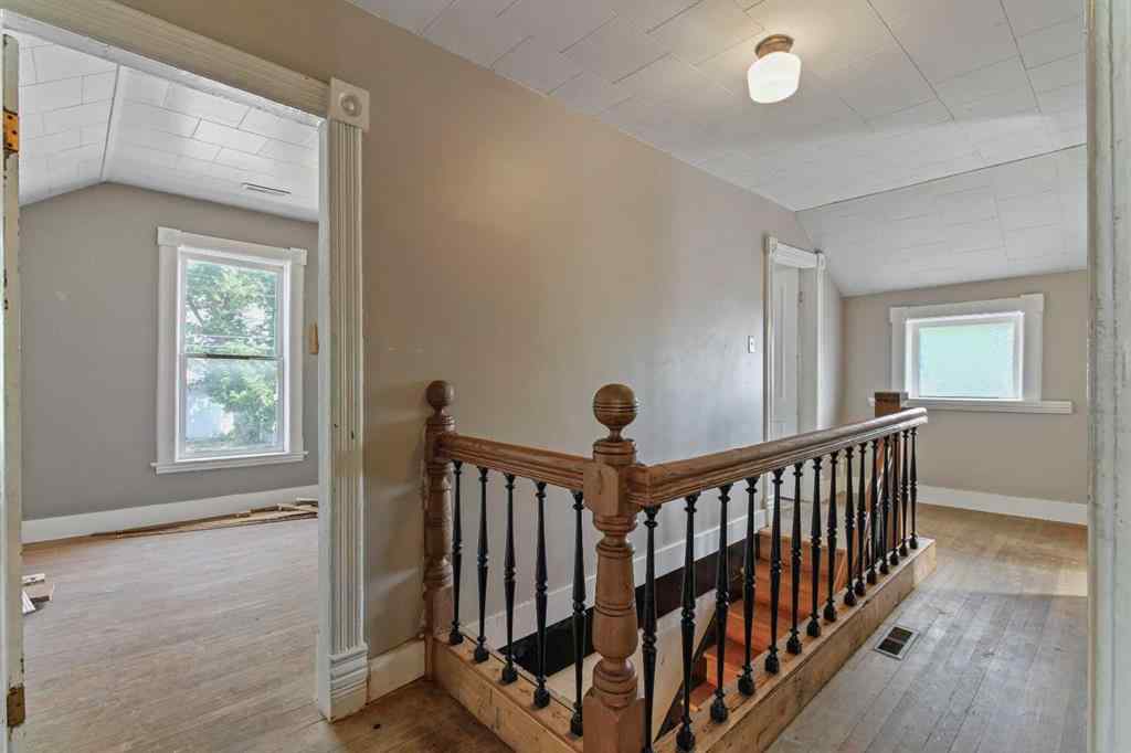 MLS® A2240177 - 113 48 Avenue W in NONE Claresholm, Residential