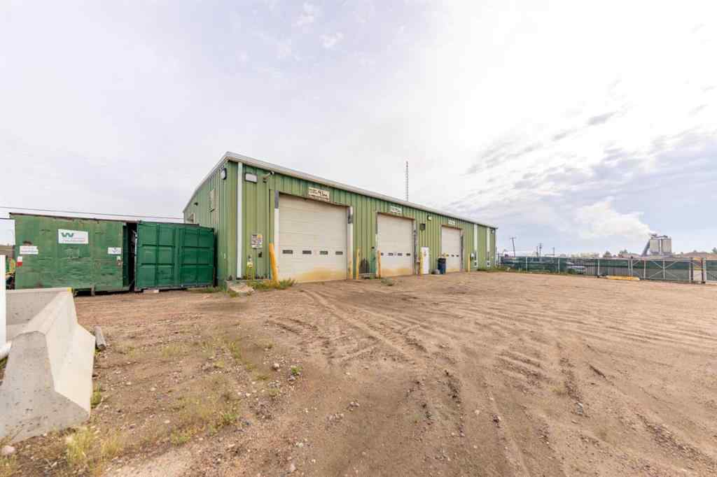 MLS® A2240179 - 5104 42 Avenue  in East Lloydminster Lloydminster, Commercial