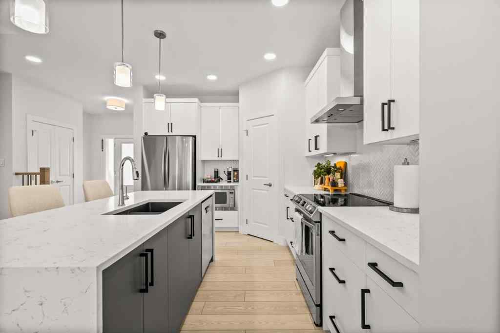 MLS® A2240194 - 505 Chinook Winds Gardens SW in Chinook Gate Airdrie, Residential