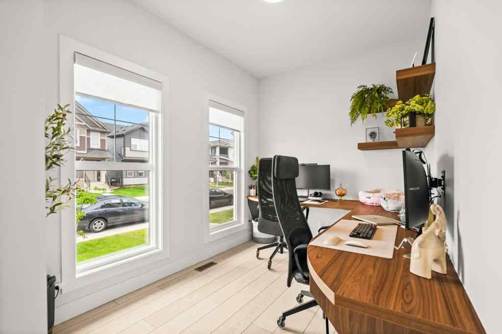 MLS® A2240194 - 505 Chinook Winds Gardens SW in Chinook Gate Airdrie, Residential