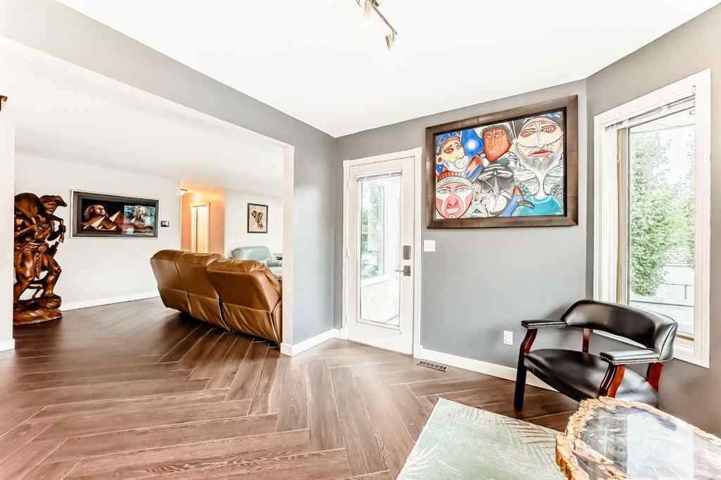 MLS® A2240201 - 296 Lakeside Greens Crescent  in Lakeside Greens Chestermere, Residential