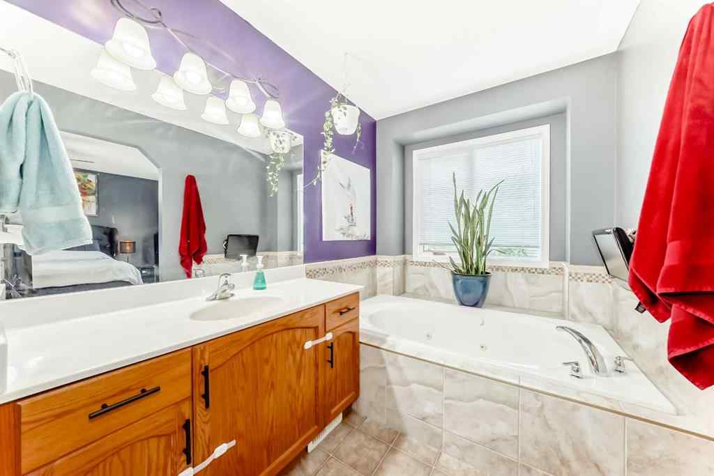 MLS® A2240201 - 296 Lakeside Greens Crescent  in Lakeside Greens Chestermere, Residential