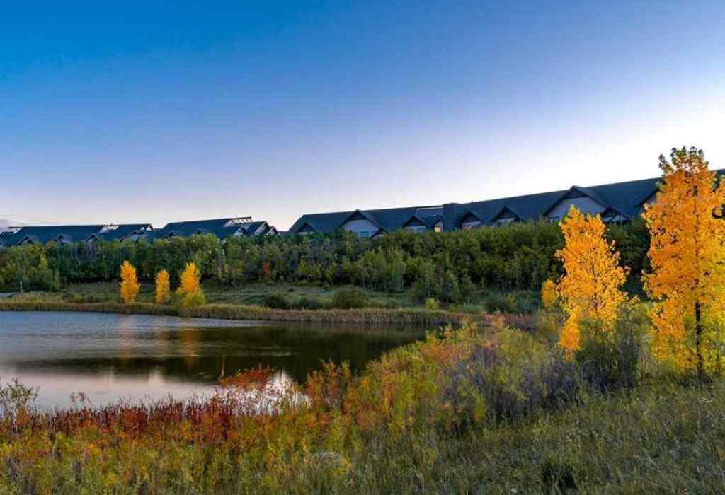 MLS® A2240203 - Unit #104 25 Aspenmont Heights SW in Aspen Woods Calgary, Residential