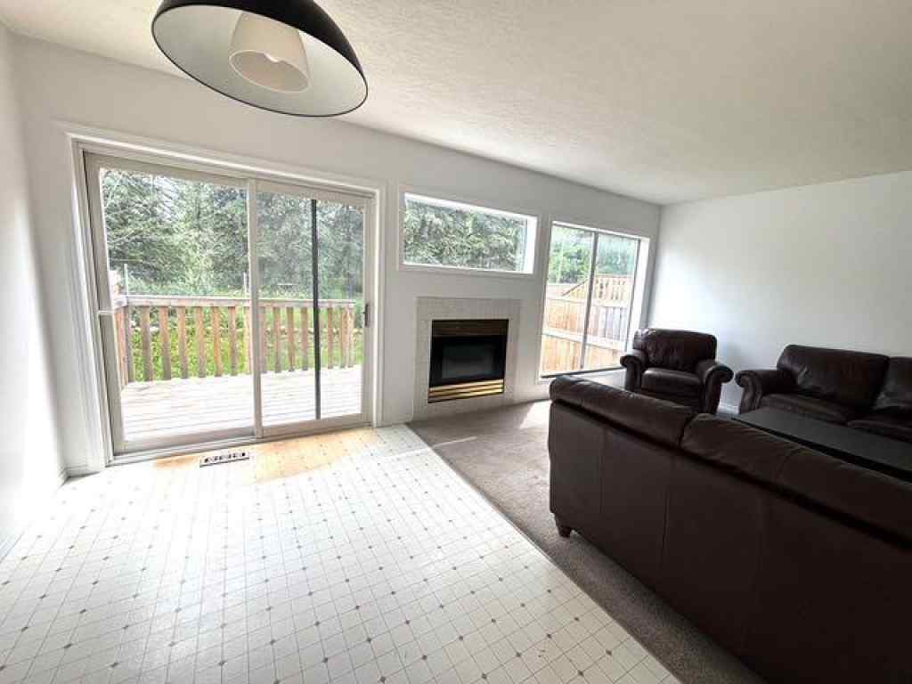 MLS® A2240212 - Unit #7 465 Makenny Street  in Thompson Lake Hinton, Residential