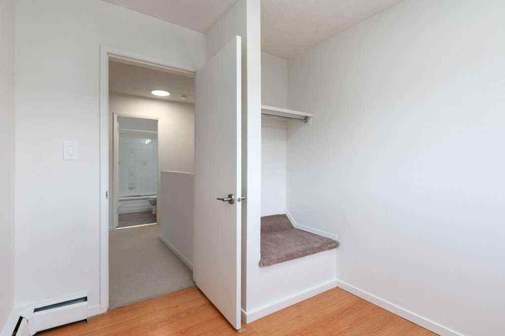 MLS® A2240227 - Unit #139 3809 45 Street SW in Glenbrook Calgary, Residential