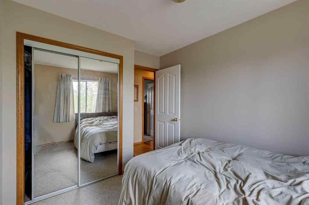 MLS® A2240232 - 1656 Strathcona Gate  in Strathaven Strathmore, Residential