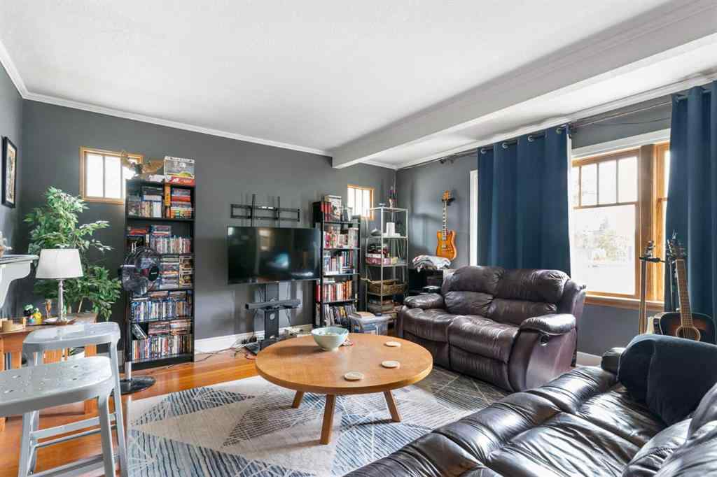 MLS® A2240249 - 1404 18 Avenue NW in Capitol Hill Calgary, Residential