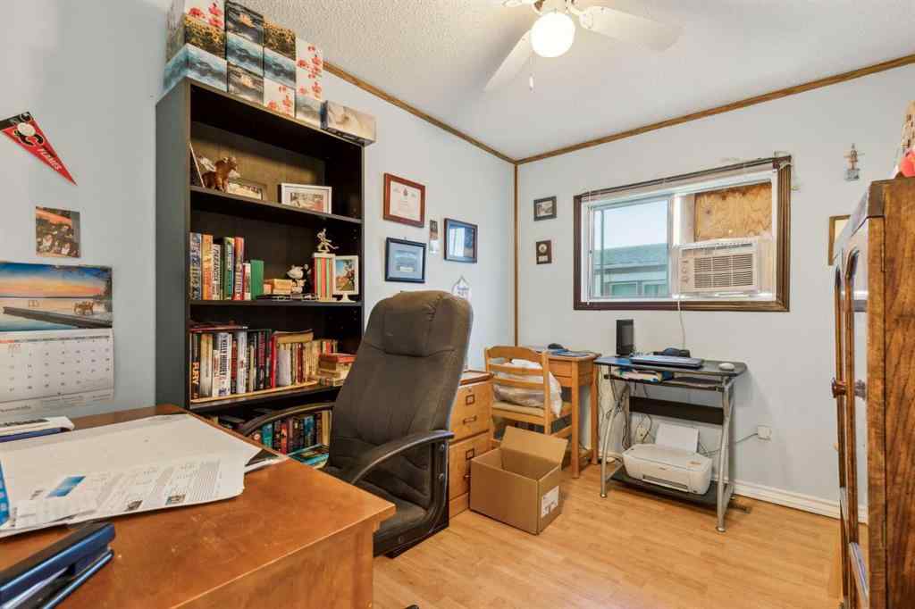 MLS® A2240269 - 122 Erin Woods Circle SE in Erin Woods Calgary, Residential