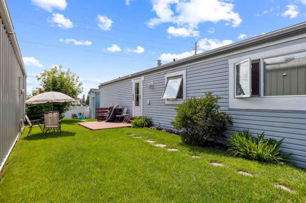MLS® A2240269 - 122 Erin Woods Circle SE in Erin Woods Calgary, Residential
