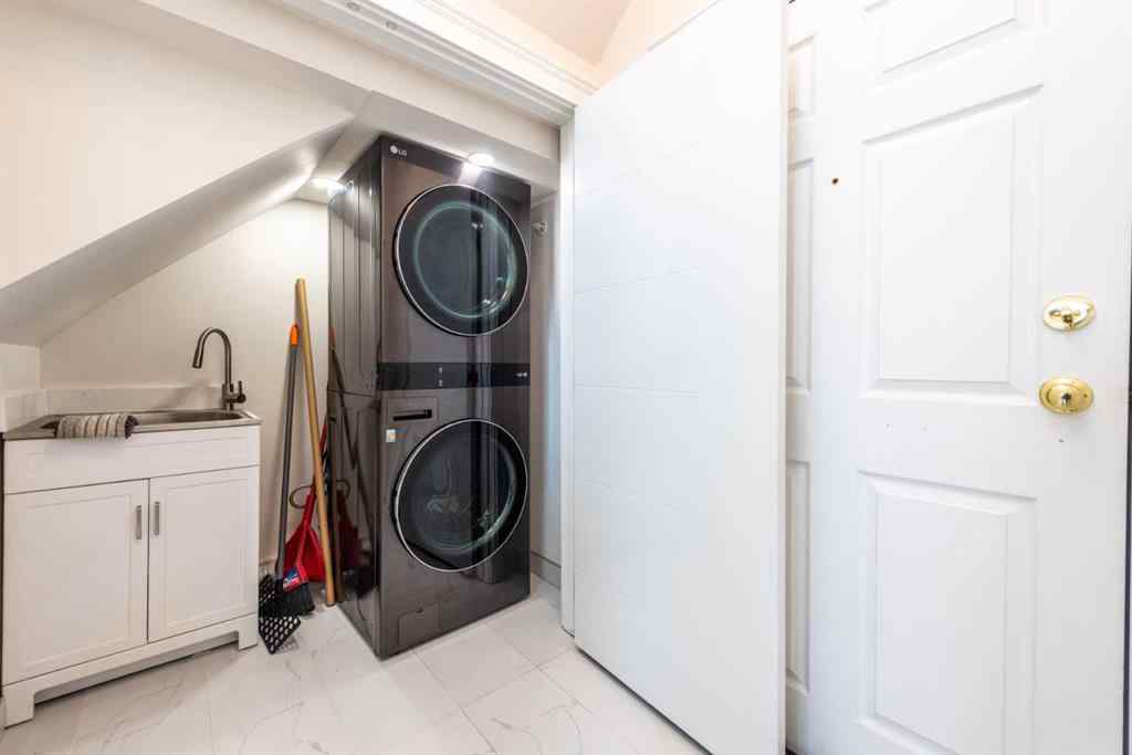 MLS® A2240270 - Unit ##306 1920 14 Avenue NE in Mayland Heights Calgary, Residential