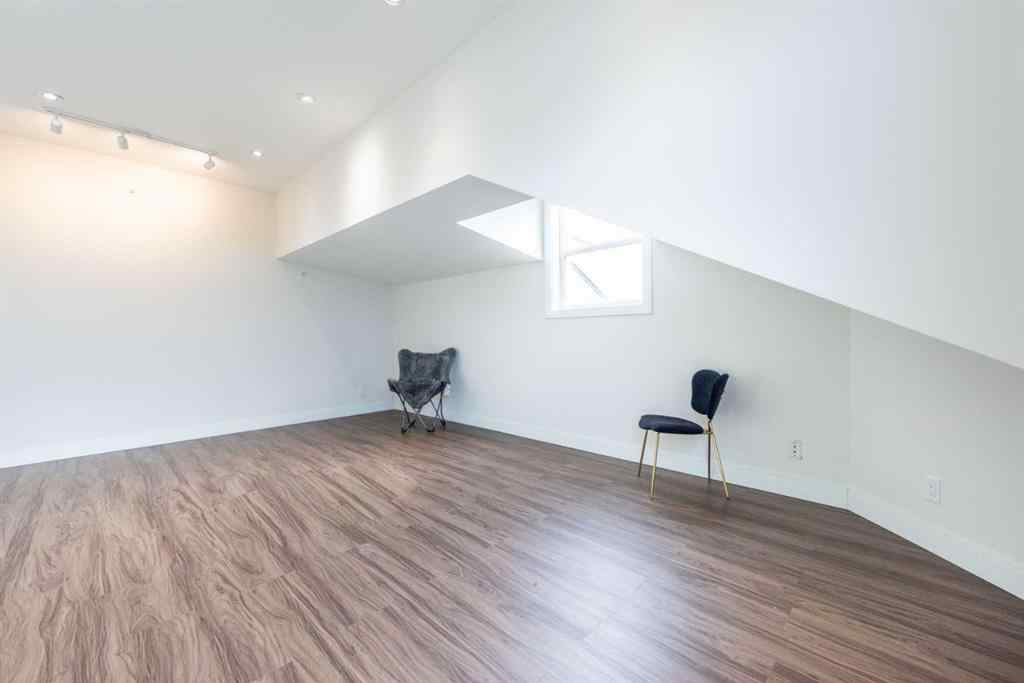 MLS® A2240270 - Unit ##306 1920 14 Avenue NE in Mayland Heights Calgary, Residential