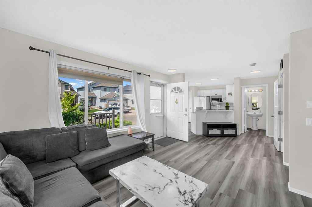MLS® A2240299 - 4 Saddlecreek Terrace NE in Saddle Ridge Calgary, Residential