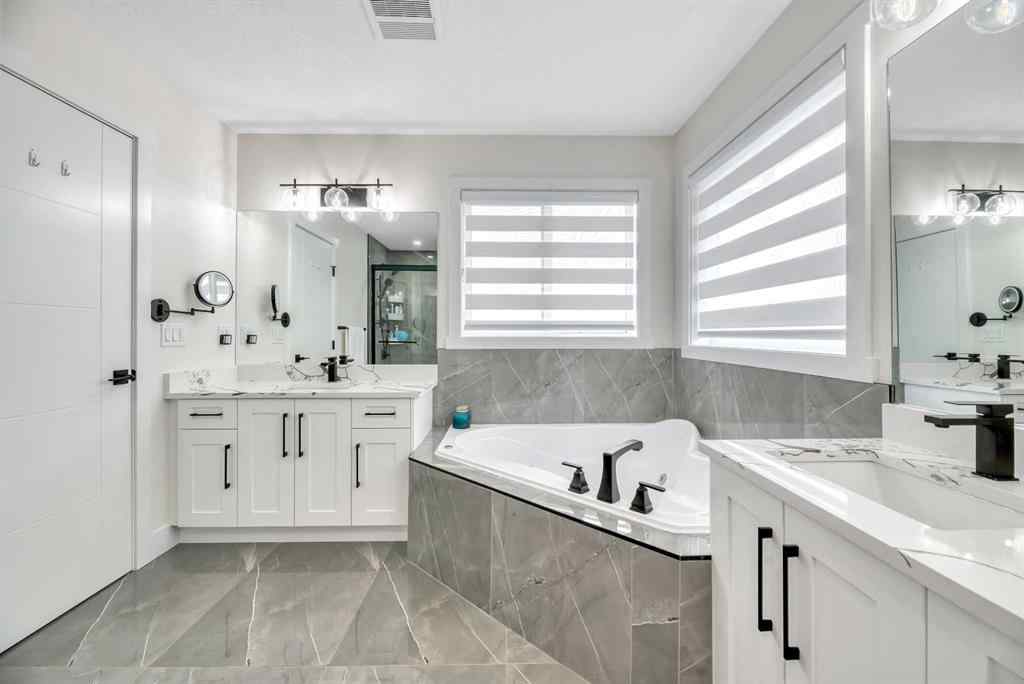 MLS® A2240315 - 820 Edgefield Street  in Edgefield Strathmore, Residential