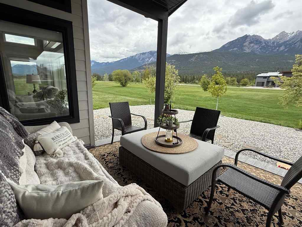 MLS® A2240327 - 4962 Riverside Drive  in NONE Out of Province_Alberta, Residential