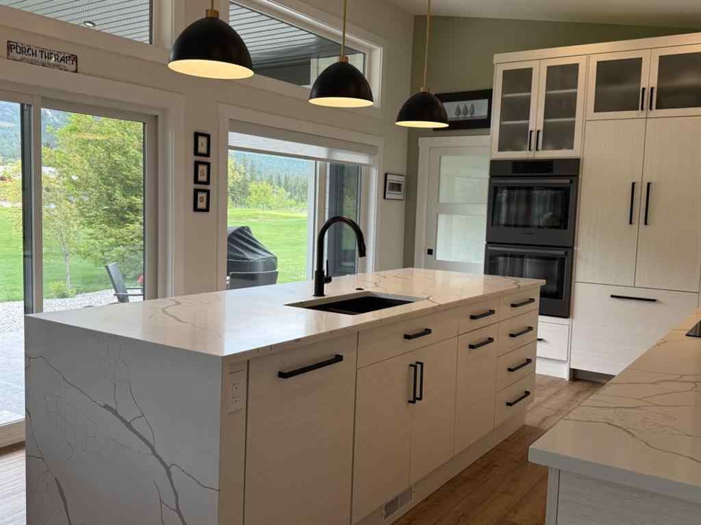 MLS® A2240327 - 4962 Riverside Drive  in NONE Out of Province_Alberta, Residential