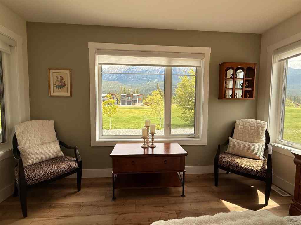 MLS® A2240327 - 4962 Riverside Drive  in NONE Out of Province_Alberta, Residential