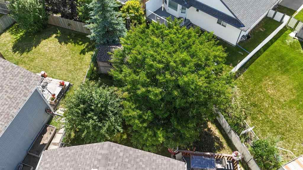 MLS® A2240330 - 23 Aspen Creek Way  in Aspen Creek Strathmore, Residential