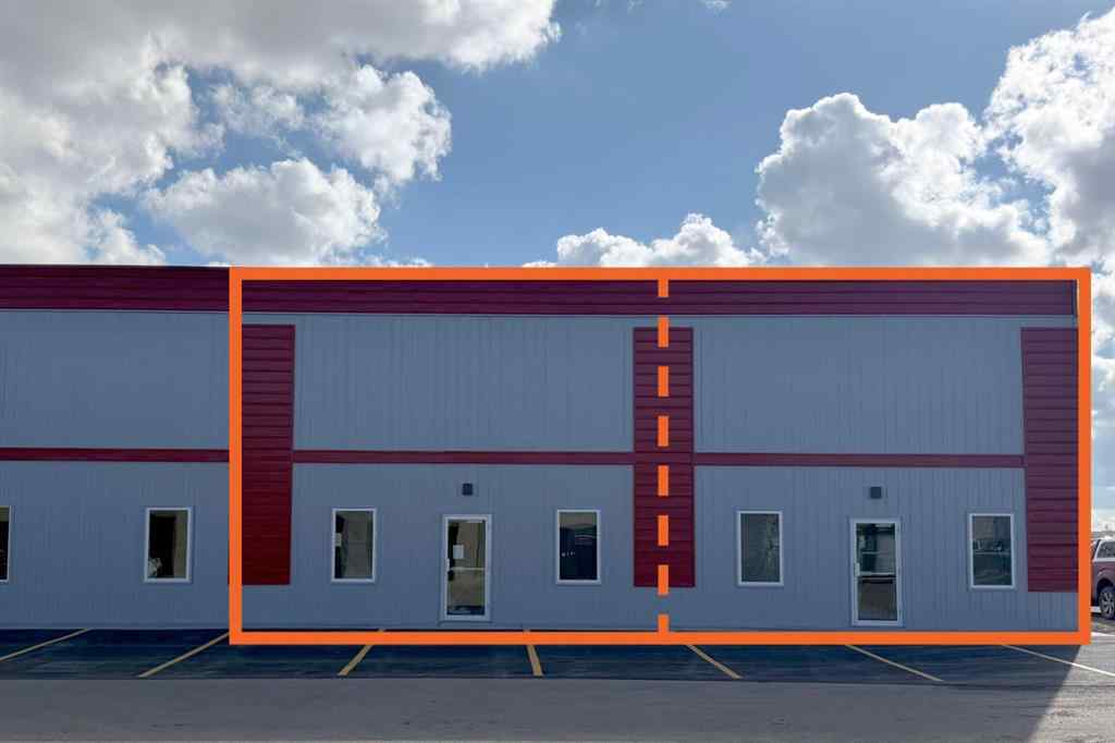 MLS® A2240331 - Unit #4 & 5 526 39 Street  in Shackleford Industrial Park Lethbridge, Commercial