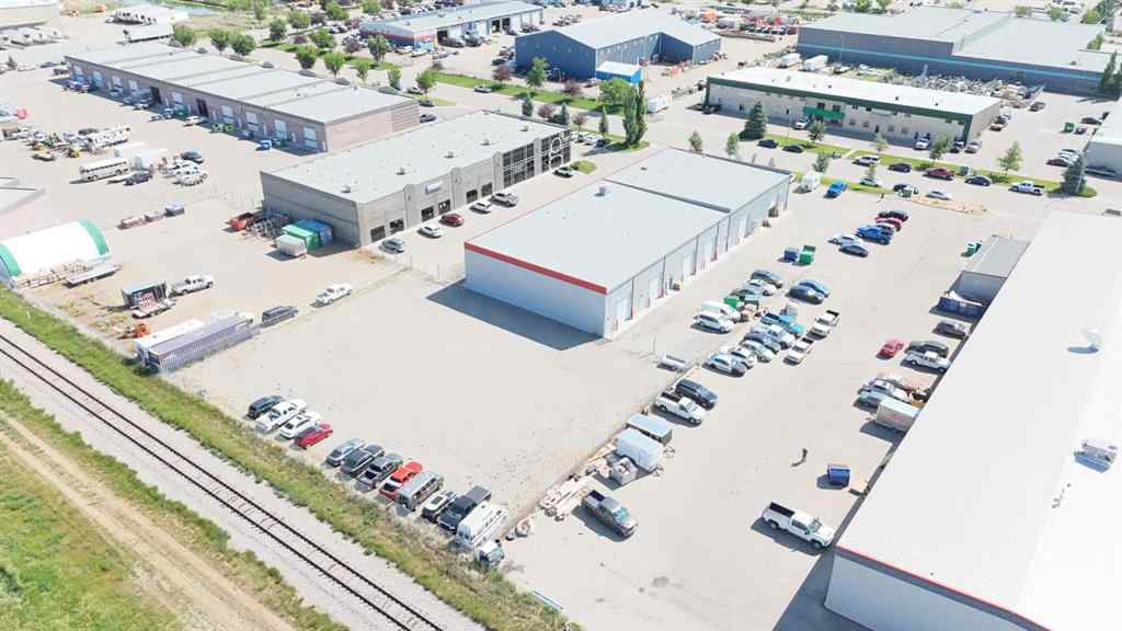 MLS® A2240331 - Unit #4 & 5 526 39 Street  in Shackleford Industrial Park Lethbridge, Commercial