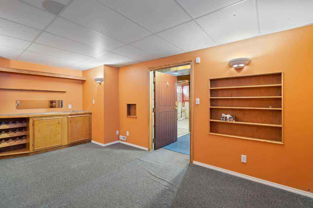 MLS® A2240333 - 17 Coville Gardens NE in Coventry Hills Calgary, Residential