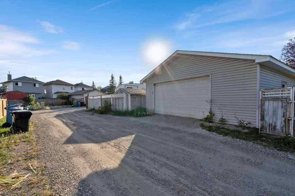 MLS® A2240333 - 17 Coville Gardens NE in Coventry Hills Calgary, Residential